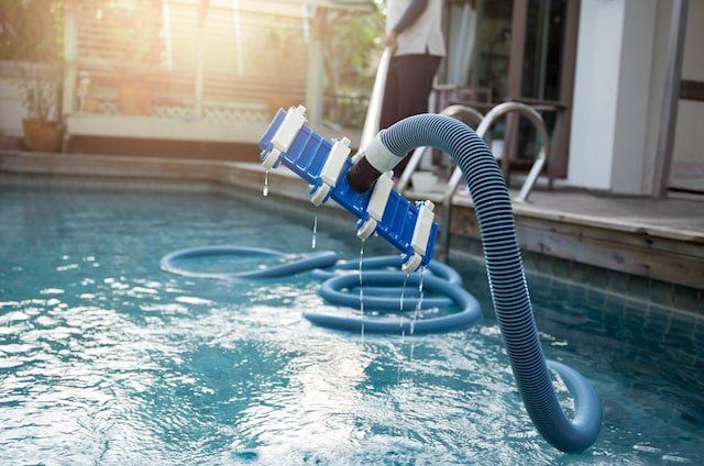 Effective pool cleaning