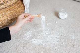Mud stain removal