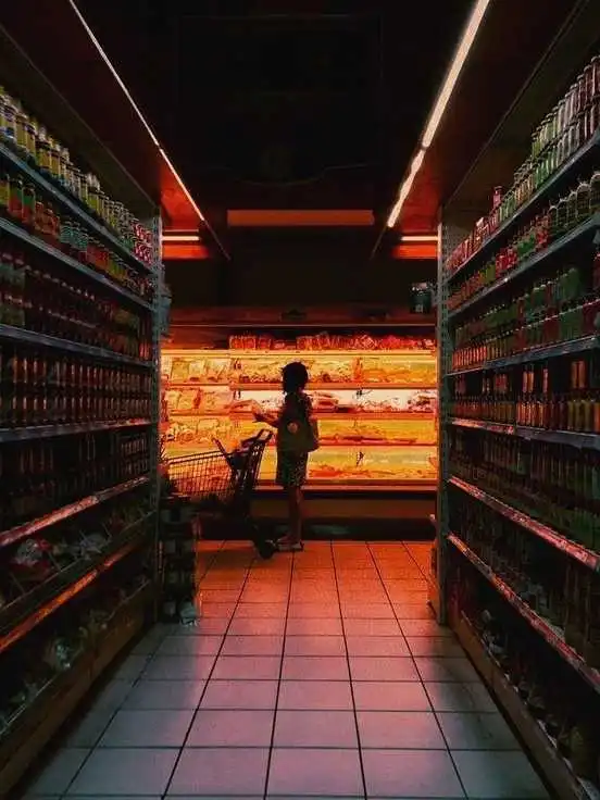 shopping safety at night