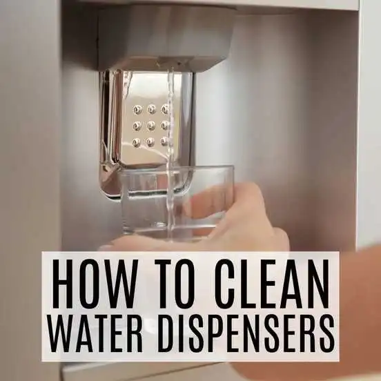 Refrigerator water dispenser