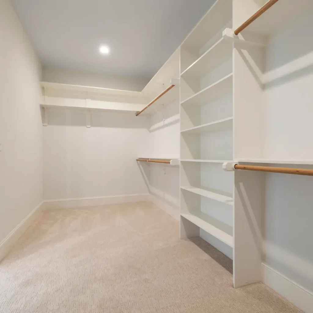 walk-in closet